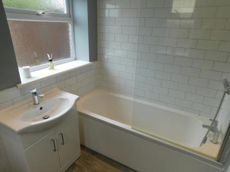 2 bedroom Terraced House to let in Clyde Street, Sheerness, ME12