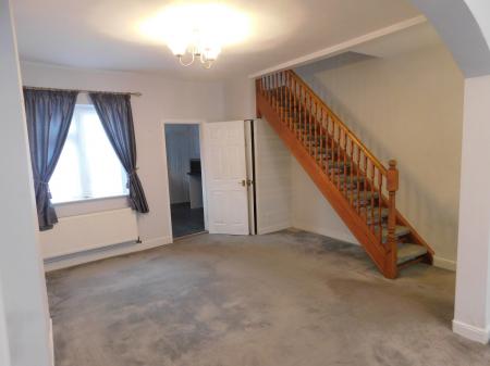 3 bedroom Terraced House to let in Castle Street, Queenborough, ME11