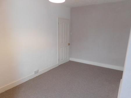 3 bedroom Terraced House to let in Castle Street, Queenborough, ME11