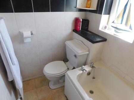 2 bedroom Property to let in Tysoe Court, Minster, ME12
