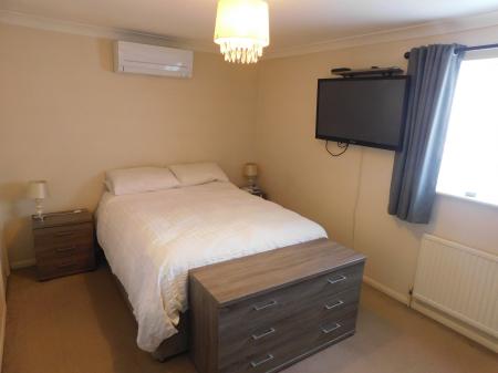 2 bedroom Property to let in Tysoe Court, Minster, ME12