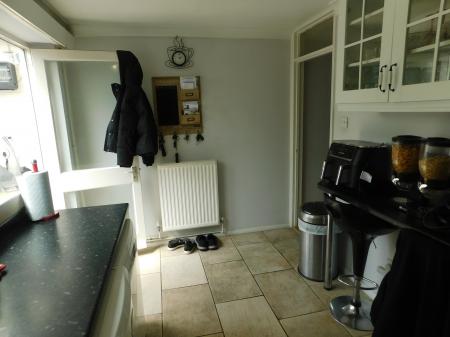 2 bedroom Property to let in Tysoe Court, Minster, ME12