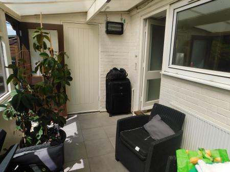 2 bedroom Property to let in Tysoe Court, Minster, ME12