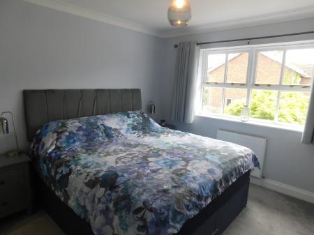 4 bedroom Detached house for sale in Queens Road, Minster, ME12