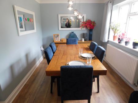 4 bedroom Detached house for sale in Queens Road, Minster, ME12