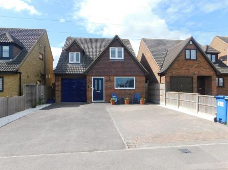 4 bedroom Detached house for sale in Queens Road, Minster, ME12