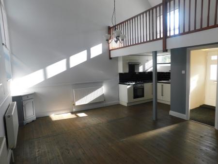 1 bedroom Ground floor flat to let in Alexandra Road, Sheerness, ME12