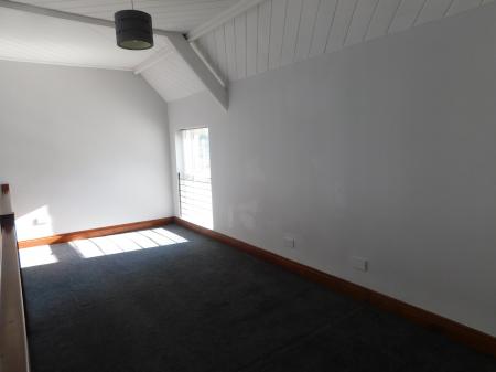 1 bedroom Ground floor flat to let in Alexandra Road, Sheerness, ME12