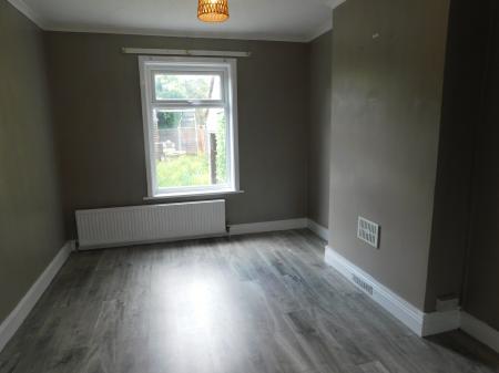 2 bedroom End of terrace house to let in New Street, Sheerness, ME12