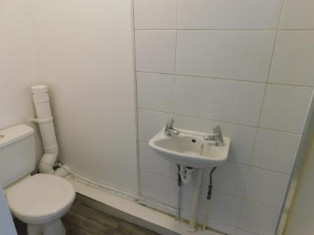 1 bedroom Flat to let in Broadway, Sheerness, ME12