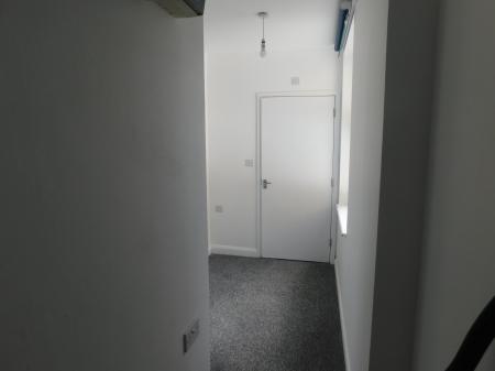 2 bedroom Flat to let in Broadway, Sheerness, ME12