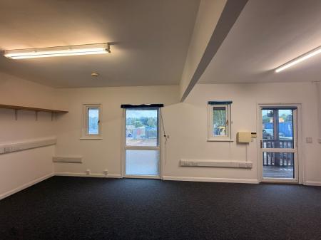 1 bedroom Office to let in College Road, Swanley, BR8