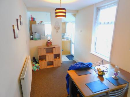 2 bedroom Terraced House to let in James Street, Sheerness, ME12