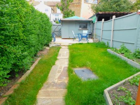 2 bedroom Terraced House to let in Alma Street, Sheerness, ME12