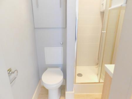 2 bedroom Property to let in High Street, Sheerness, ME12