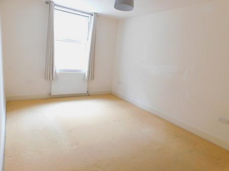 2 bedroom Property to let in High Street, Sheerness, ME12