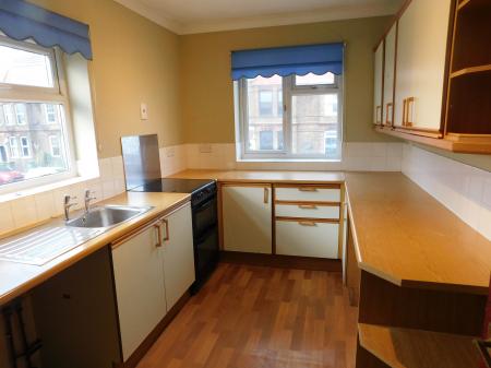1 bedroom Flat to let in Marine Parade, Sheerness, ME12