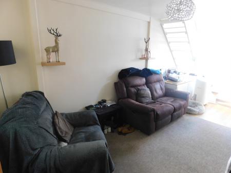 1 bedroom Maisonette to let in The Old Bakery, Parsonage Chase, Minster, ME12