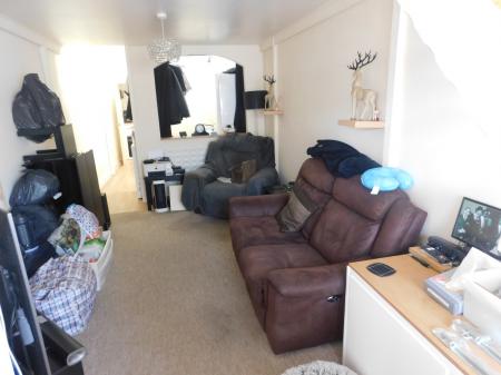 1 bedroom Maisonette to let in The Old Bakery, Parsonage Chase, Minster, ME12