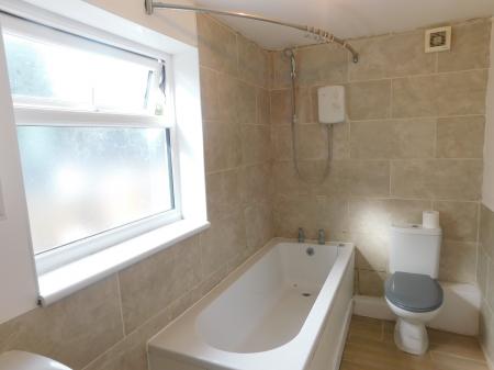 3 bedroom Terraced House to let in James Street, Sheerness, ME12
