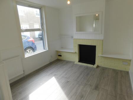 3 bedroom Terraced House to let in James Street, Sheerness, ME12