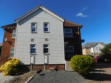 2 bedroom Cluster house for sale in Holly Drive, Minster, ME12
