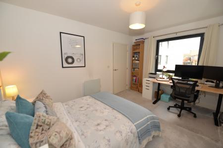 2 bedroom Flat for sale in 1 Royal Crescent Road, Southampton, SO14