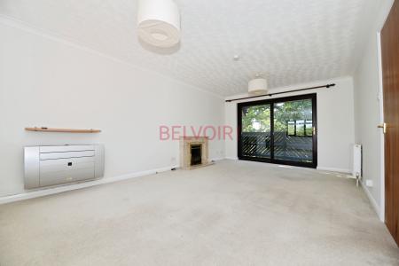 2 bedroom Flat for sale in Hursley Road, Chandler's Ford, SO53