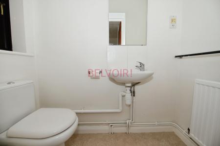 2 bedroom Flat for sale in Hursley Road, Chandler's Ford, SO53