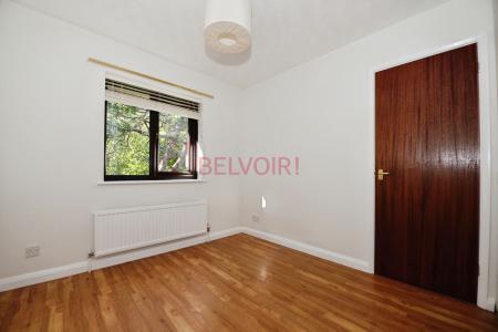 2 bedroom Flat for sale in Hursley Road, Chandler's Ford, SO53