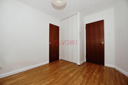 2 bedroom Flat for sale in Hursley Road, Chandler's Ford, SO53