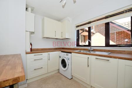 2 bedroom Flat for sale in Hursley Road, Chandler's Ford, SO53