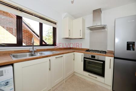 2 bedroom Flat for sale in Hursley Road, Chandler's Ford, SO53
