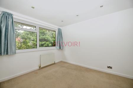 3 bedroom Terraced House for sale in Oakwood Drive, Southampton, SO16