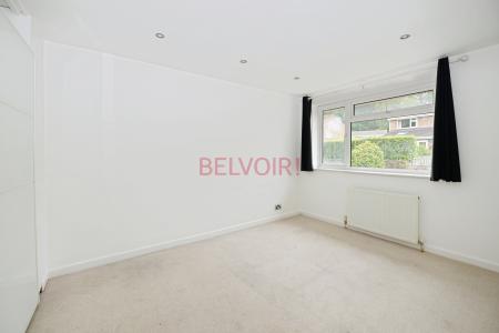 3 bedroom Terraced House for sale in Oakwood Drive, Southampton, SO16