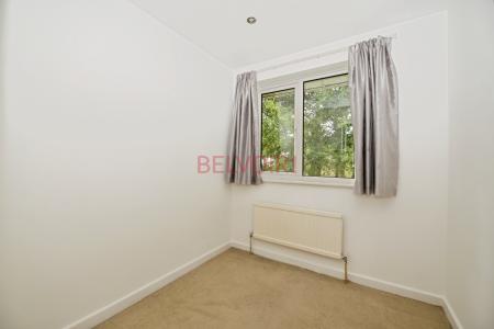 3 bedroom Terraced House for sale in Oakwood Drive, Southampton, SO16