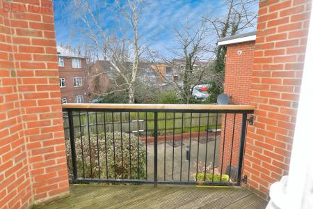 1 bedroom Flat for sale in Shirley Road, Southampton, SO15