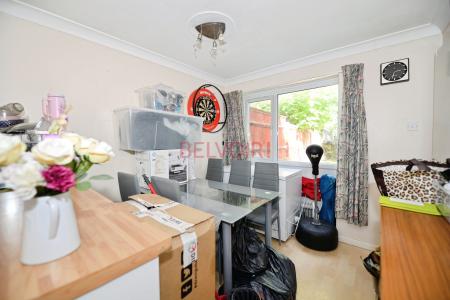 3 bedroom Terraced House for sale in Binstead Close, Southampton, SO16