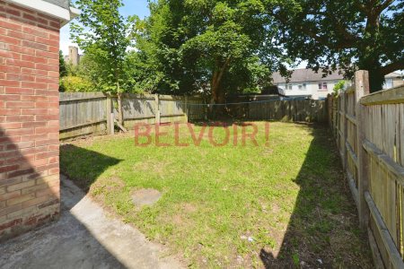 5 bedroom Semi-detached house to let in Burgess Road, Southampton, SO16