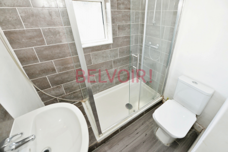 5 bedroom Semi-detached house to let in Burgess Road, Southampton, SO16