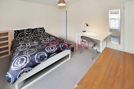 3 bedroom Terraced House to let in Earls Road, Southampton, SO14