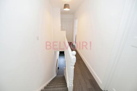 5 bedroom Semi-detached house to let in Harborough Road, Polygon, Southampton, SO15