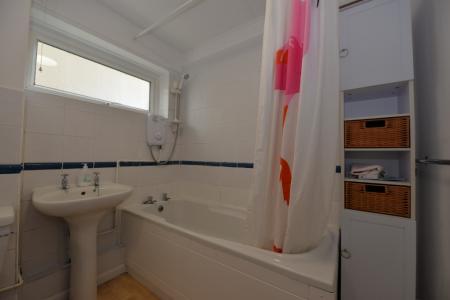 2 bedroom Flat to let in Westwood Road, Southampton, SO17