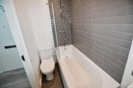 2 bedroom Flat to let in Bevois Valley Road, Southampton, SO14