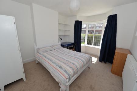 4 bedroom Semi-detached house to let in Mayfield Road, Southampton, SO17