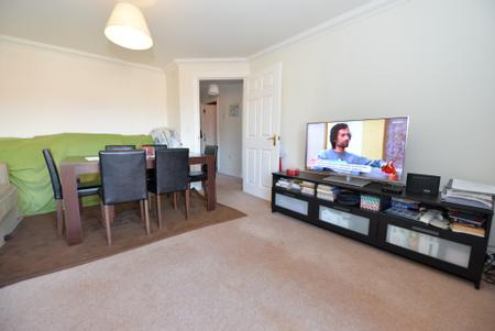 2 bedroom Flat to let in Hill Lane, Banister Park, Southampton, SO15