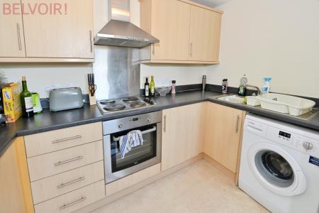 1 bedroom Flat to let in Alexander Square, Eastleigh, SO50