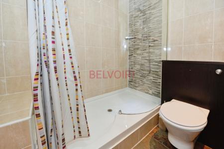 2 bedroom Flat to let in Archers Road, Archway, Southampton, SO15