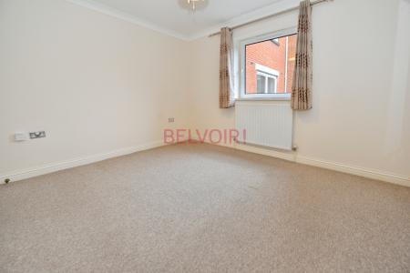 2 bedroom Flat to let in Archers Road, Archway, Southampton, SO15