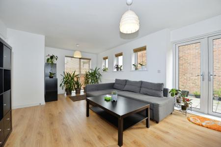 3 bedroom Town house to let in Canon Place, Southampton, SO19